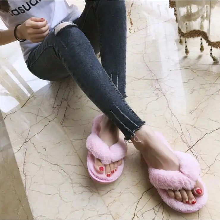 Luxe Studio Plush Faux Fur Slippers  | Merch Gone Viral.