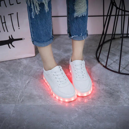 7ipupas New Homme luminous sneakers boys girls Chaussures Lumineuse 11 colors Gold Led Shoes kids Glowing Casual Unisex 30-44