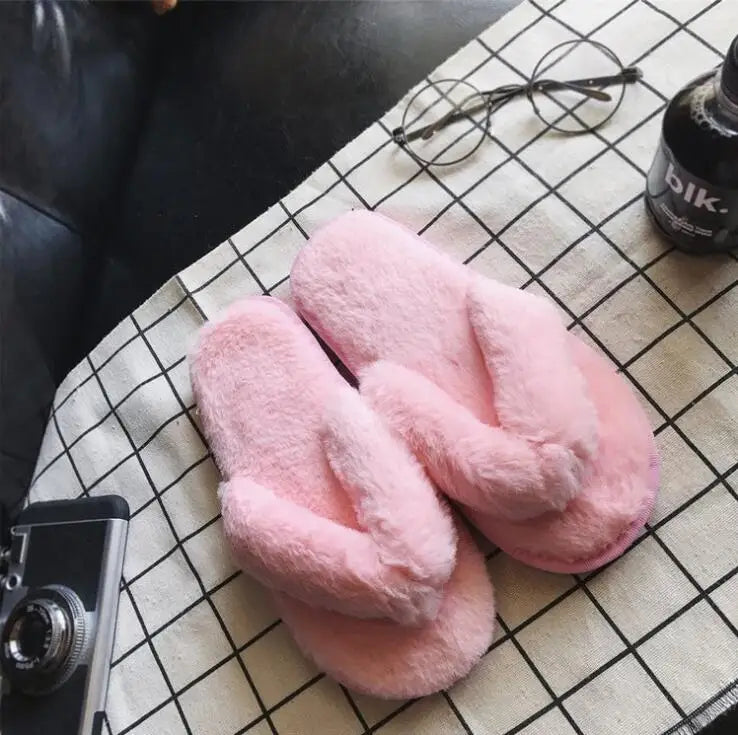 Luxe Studio Plush Faux Fur Slippers  | Merch Gone Viral.