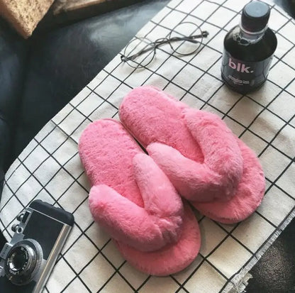 Luxe Studio Plush Faux Fur Slippers  | Merch Gone Viral.