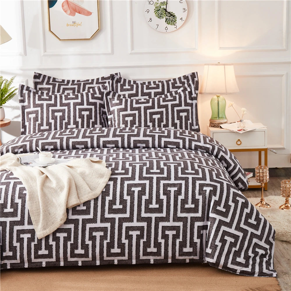 Geometric Pattern Duvet Cover Set for King and Queen Beds Gray