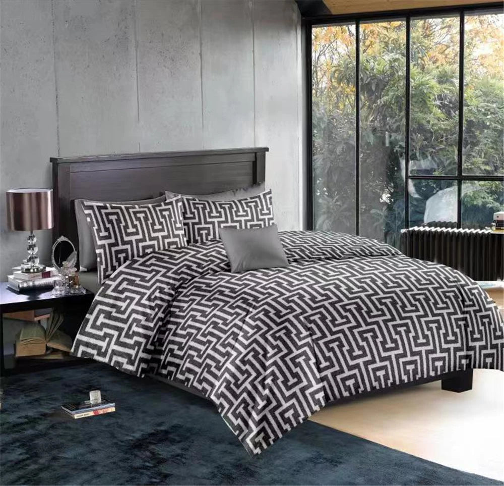 Geometric Pattern Duvet Cover Set for King and Queen Beds Gray