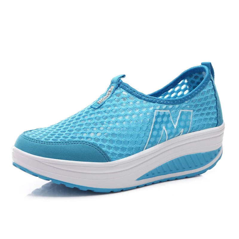 Spring and Summer Sports Shoes Breathable Thick-soled Mesh Low-top Sneakers Women  Height-enhancing Casual Shoes