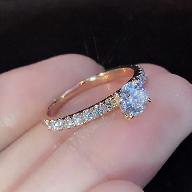 Stylish Ring For Women With Zircon Stones In Sterling Silver 925 Hypoallergenic Fit