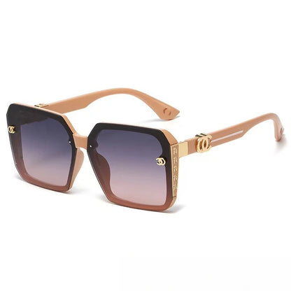 Lightweight Sunglasses With UV400 Protection For Women Resort Ready