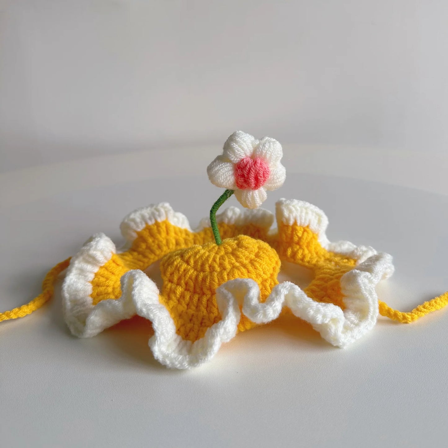 Soft Hat Hand-Crocheted with Elastic Fit for Cats Photo Prop