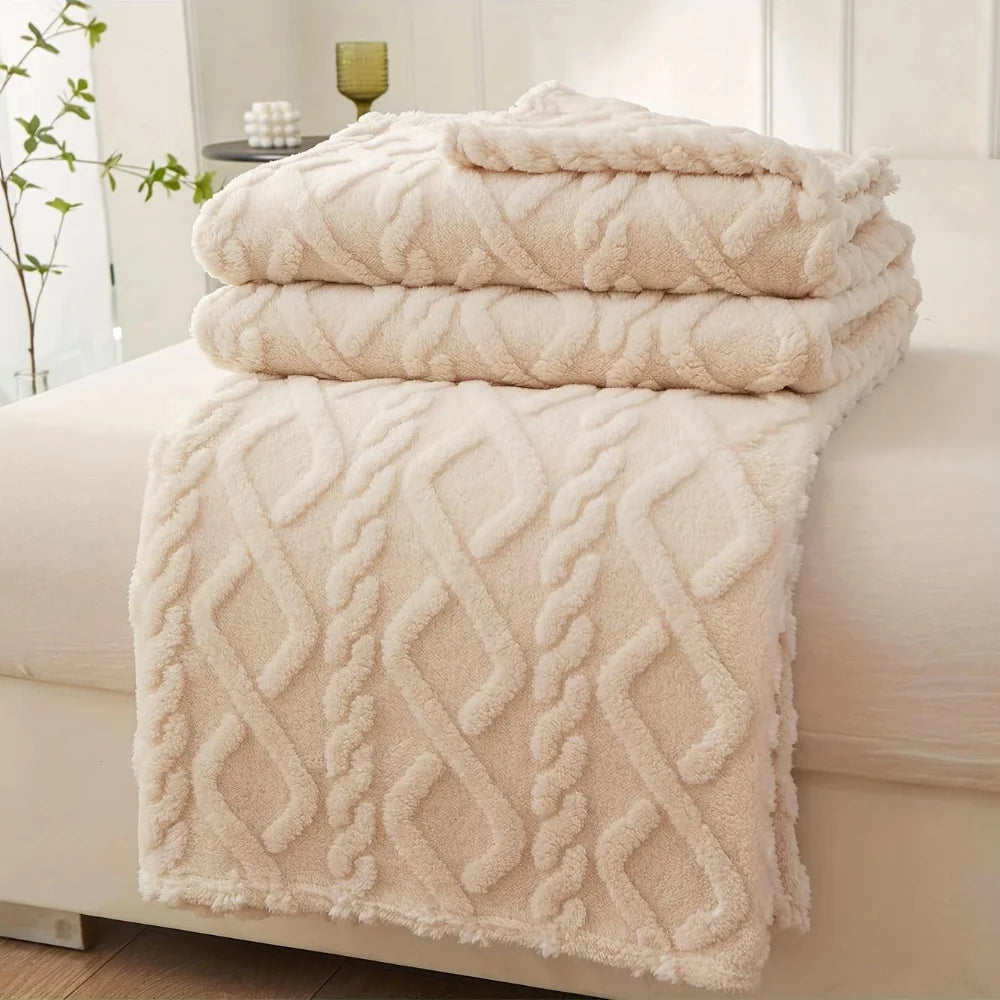 Coral fleece blanket with geometric jacquard pattern