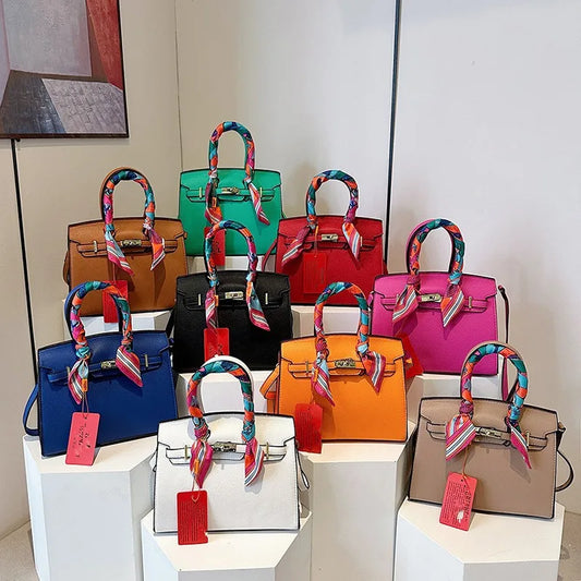 Kelly Bag Fashion Women Bag Large Capacity Shoulder Bag Unique Design Versatile Lock Handheld Crossbody Purse