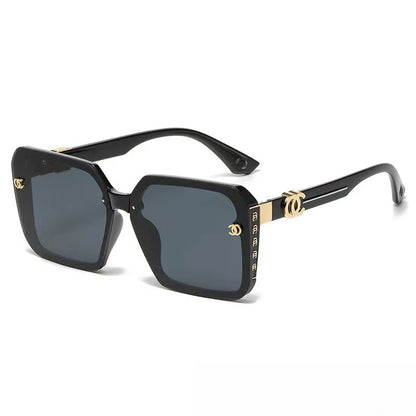 Lightweight Sunglasses With UV400 Protection For Women Resort Ready