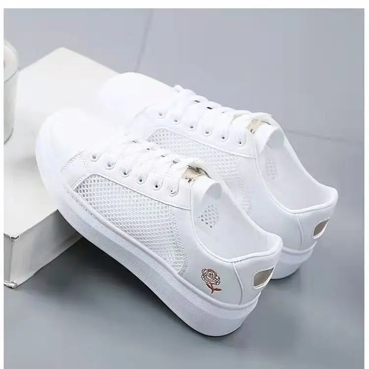 New 2026 Designer Shoes Women Running Spring Autumn Fashion White Breathable Embroidered Flower Lace-Up Casual Sneakers Zapatos De Mujer