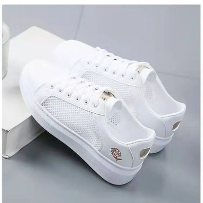 New 2026 Designer Shoes Women Running Spring Autumn Fashion White Breathable Embroidered Flower Lace-Up Casual Sneakers Zapatos De Mujer