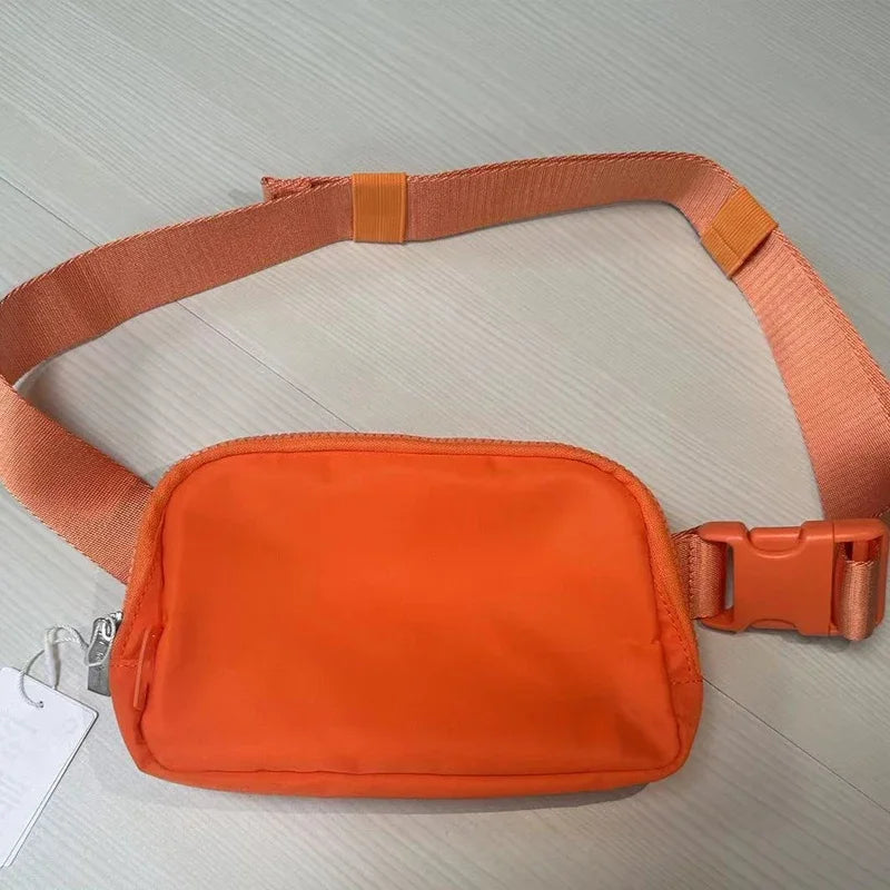 Lightweight Waist Bag for Yoga and Running with Secure Pocket