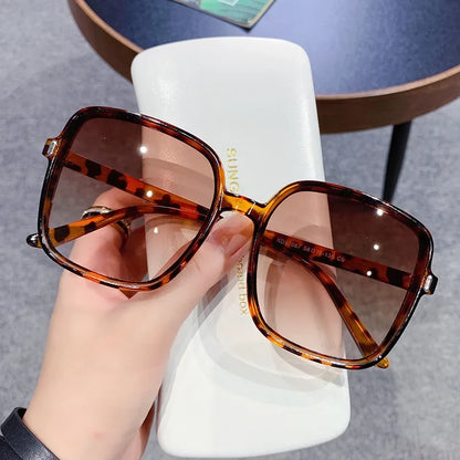 Oversized Sunglasses with Mirrored Gradient UV400 Lenses for Women
