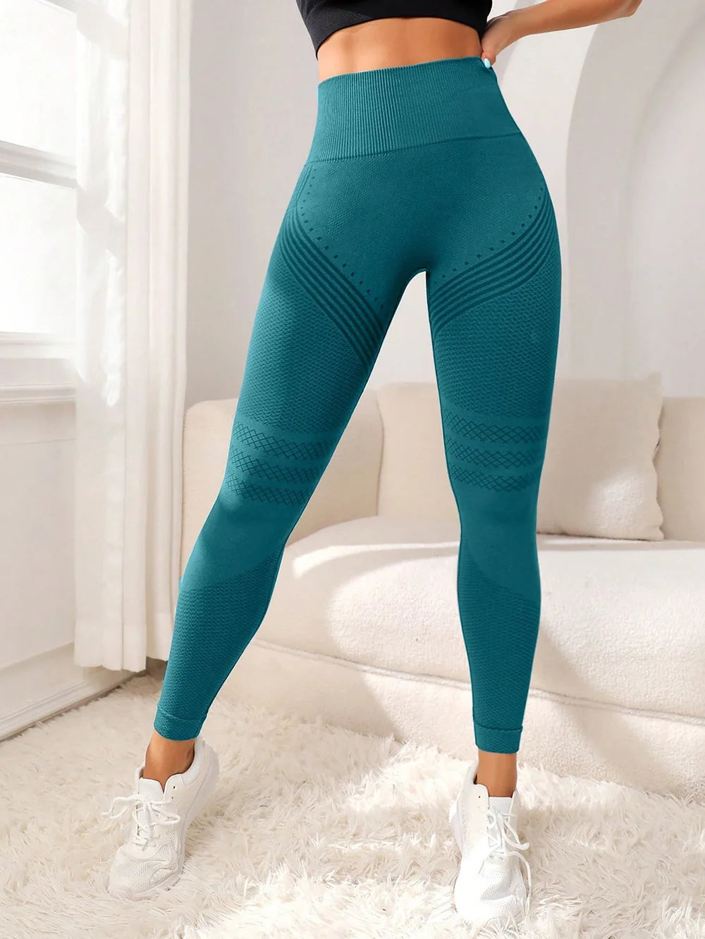 High-Waist Yoga Pants With Sculpting Fit Four-Way Stretch