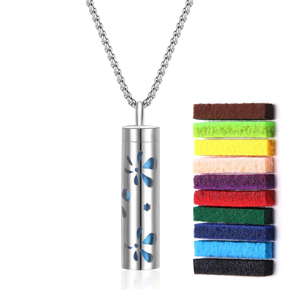 Aromatherapy diffuser necklace with geometric locket pendant