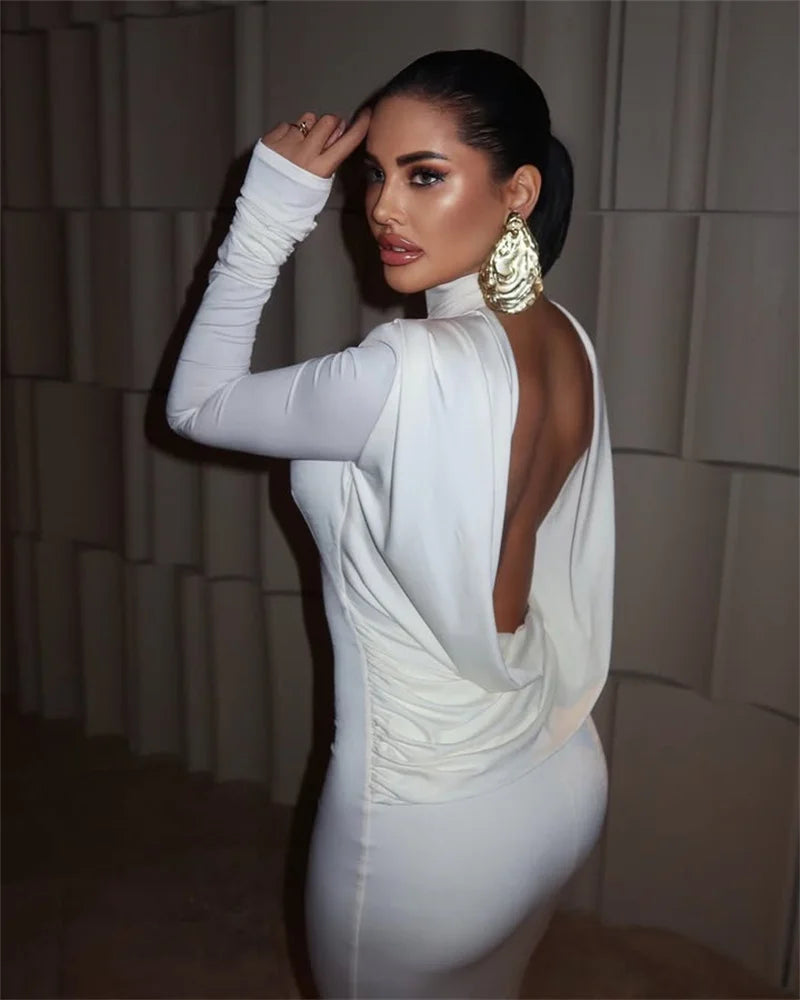Women’s backless turtleneck maxi dress with long sleeves