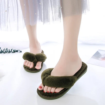 Luxe Studio Plush Faux Fur Slippers  | Merch Gone Viral.