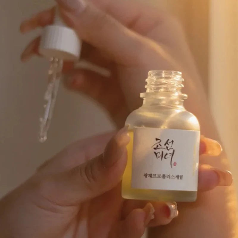 Korean Essence Serum With Brightening And Moisturizing Formula For Dull Skin And Dark Circles