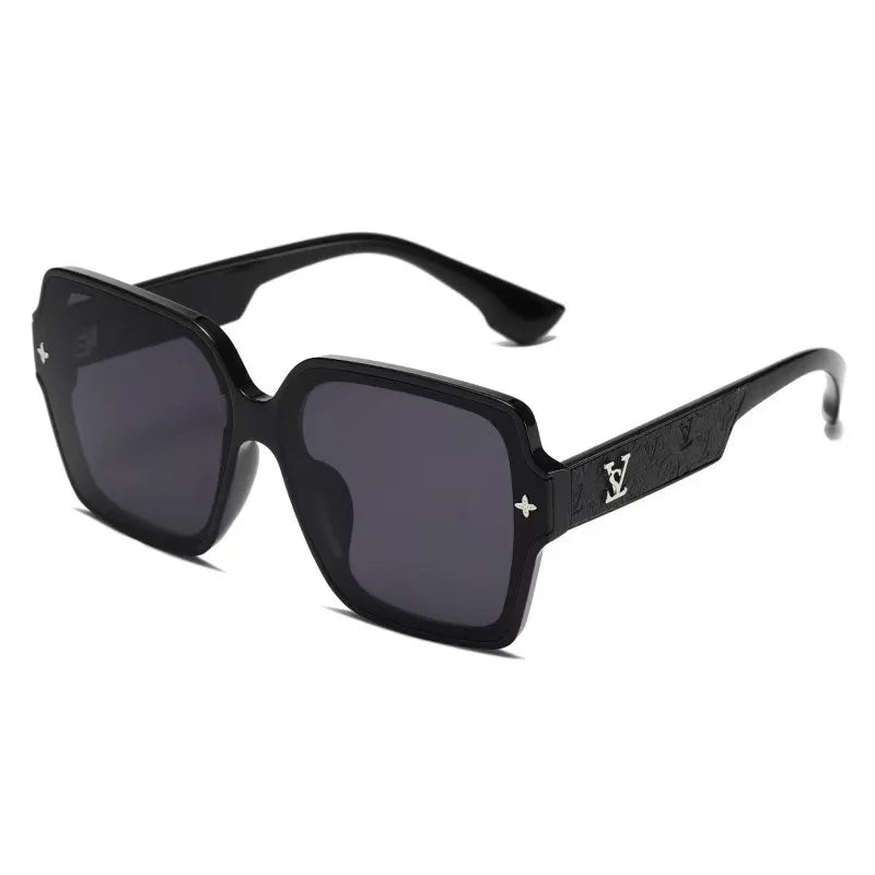 Lightweight Sunglasses With UV400 Protection For Women Resort Ready