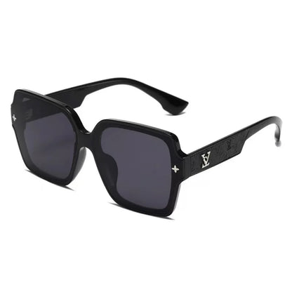 Lightweight Sunglasses With UV400 Protection For Women Resort Ready