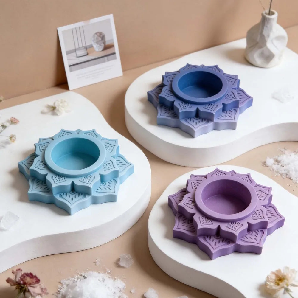 Lotus-shaped candle holder with sculptural floral detail