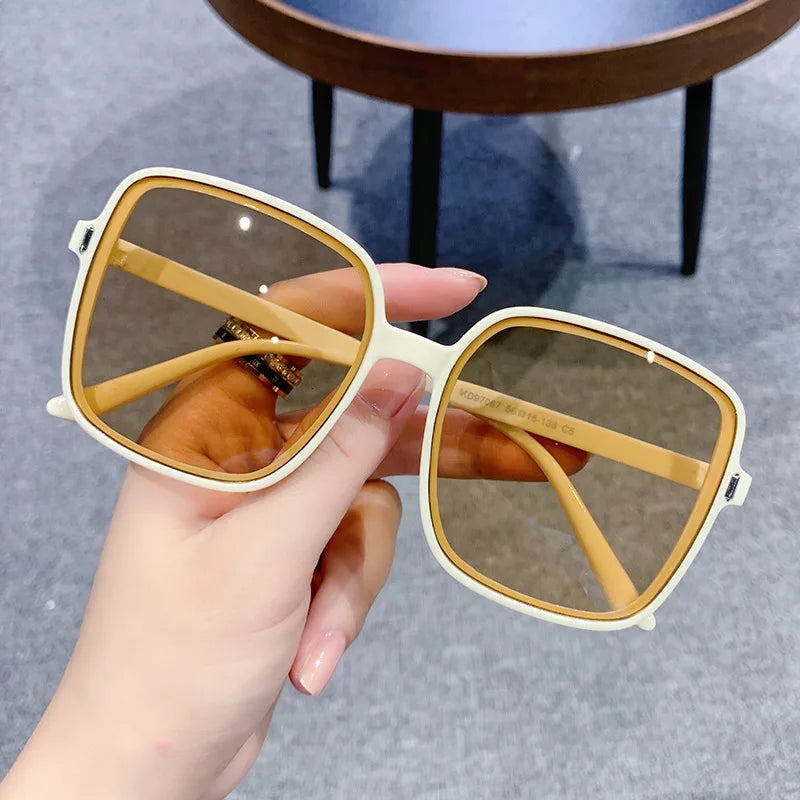 Oversized Sunglasses with Mirrored Gradient UV400 Lenses for Women