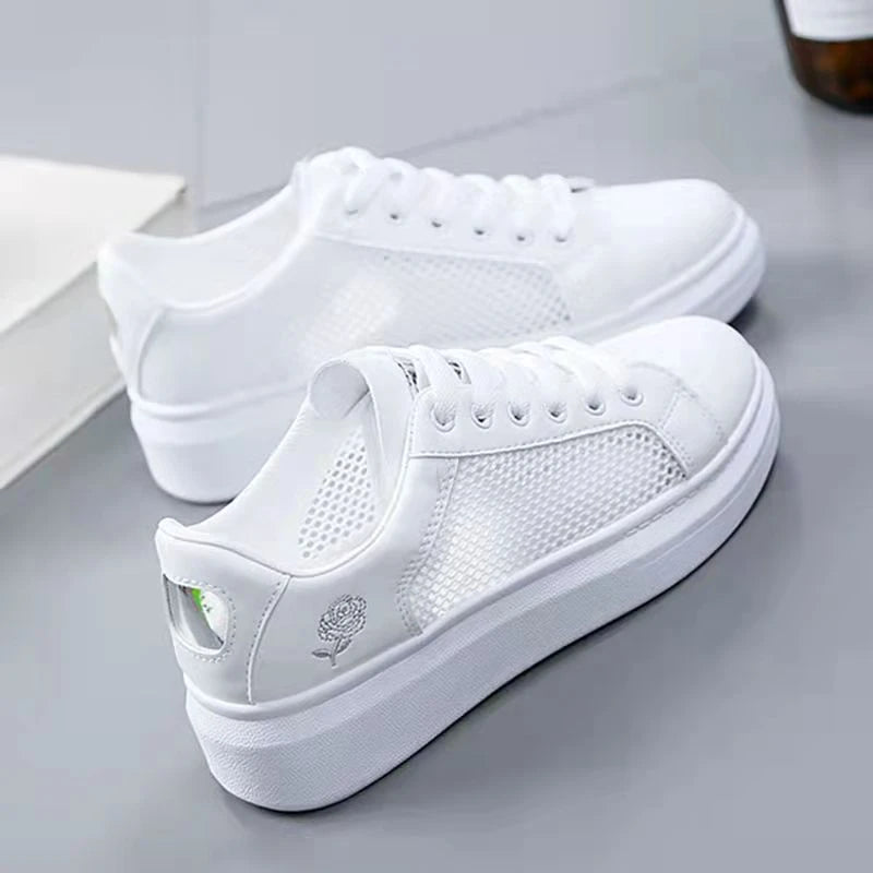 New 2026 Designer Shoes Women Running Spring Autumn Fashion White Breathable Embroidered Flower Lace-Up Casual Sneakers Zapatos De Mujer