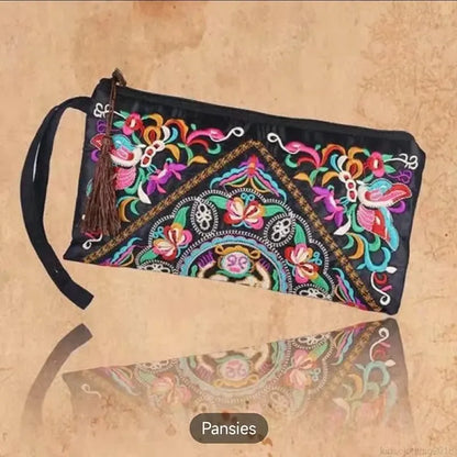 Retro Style Square Purse Ethnic Style Phone Clutches Floral Embroidered Bag Zipper Storage Bag Flower Fabric Clutch Bag