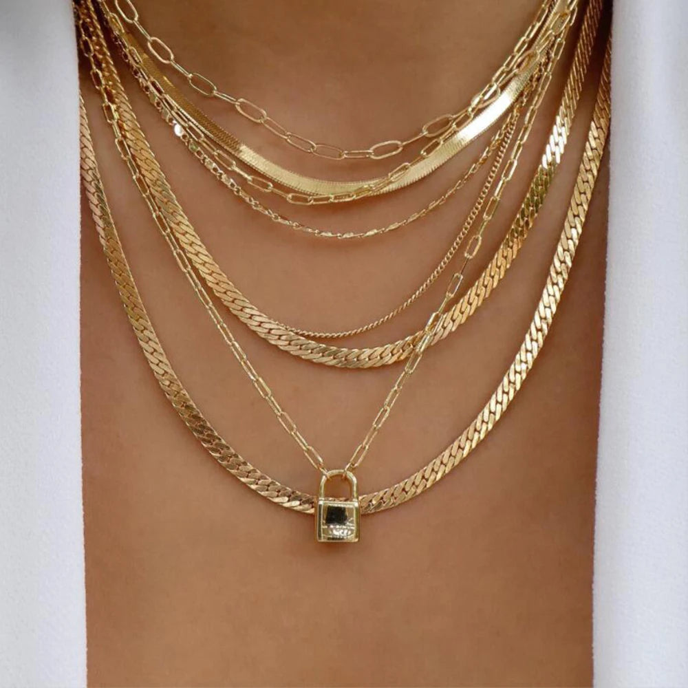 Necklace layered crystal pendant necklace set with rhinestones lock charm metal chains