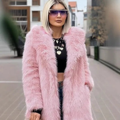 Women's winter coat with a soft faux-fur collar