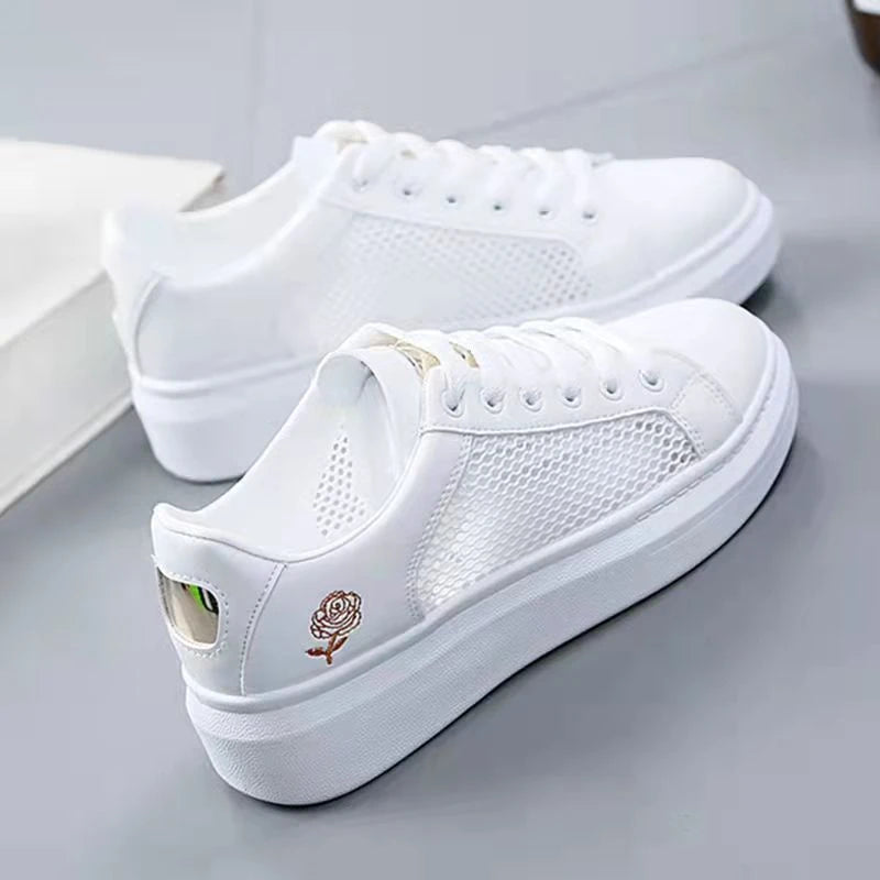 New 2026 Designer Shoes Women Running Spring Autumn Fashion White Breathable Embroidered Flower Lace-Up Casual Sneakers Zapatos De Mujer