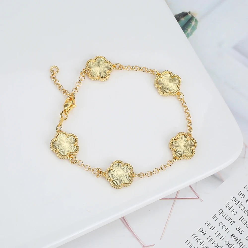 Silver Plated Rose Gold Clover Bracelet - Luxurious High Quality Jewelry for Women