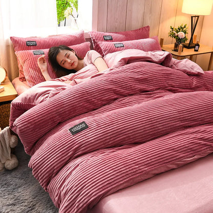 Reversible winter duvet cover set with washed finish