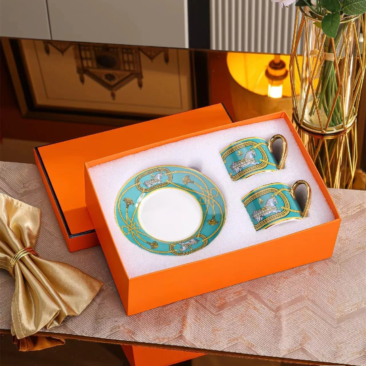 Delicate Porcelain Coffee Cup With Saucer Gift Set For Tea Time