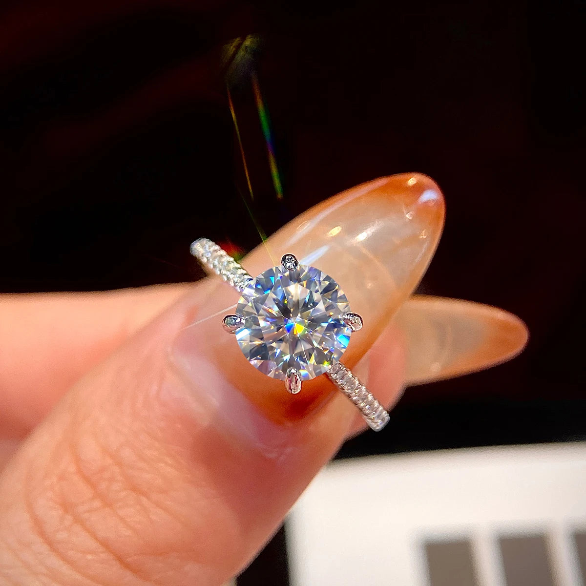 Sparkling Ring with 925 Sterling Silver Setting and Zircon Centerpiece