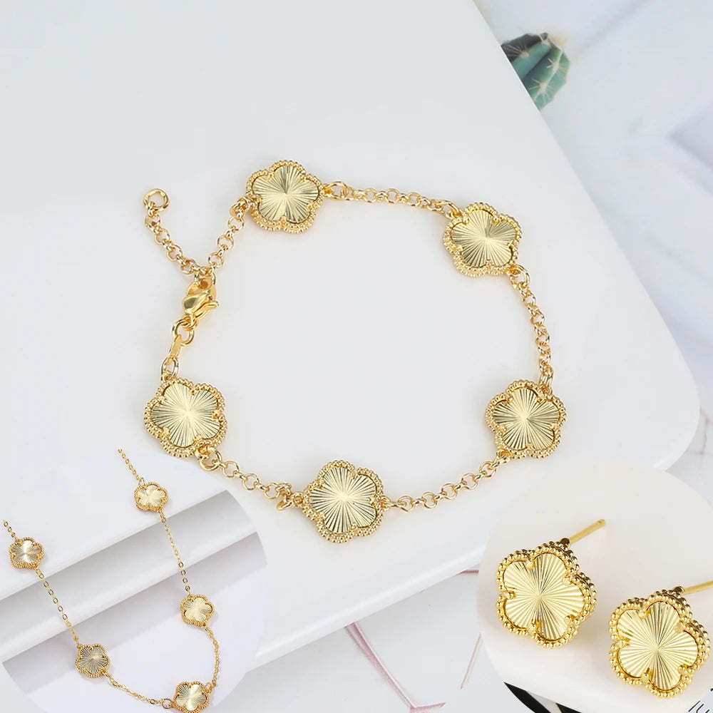 Silver Plated Rose Gold Clover Bracelet - Luxurious High Quality Jewelry for Women