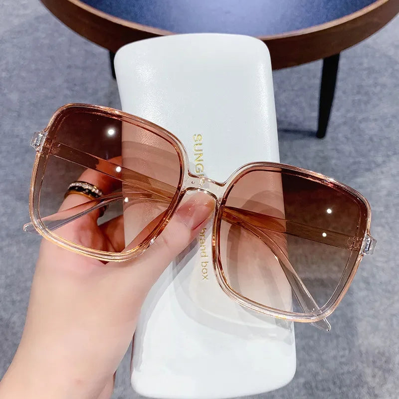Oversized Sunglasses with Mirrored Gradient UV400 Lenses for Women