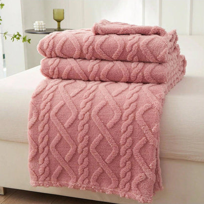 Coral fleece blanket with geometric jacquard pattern