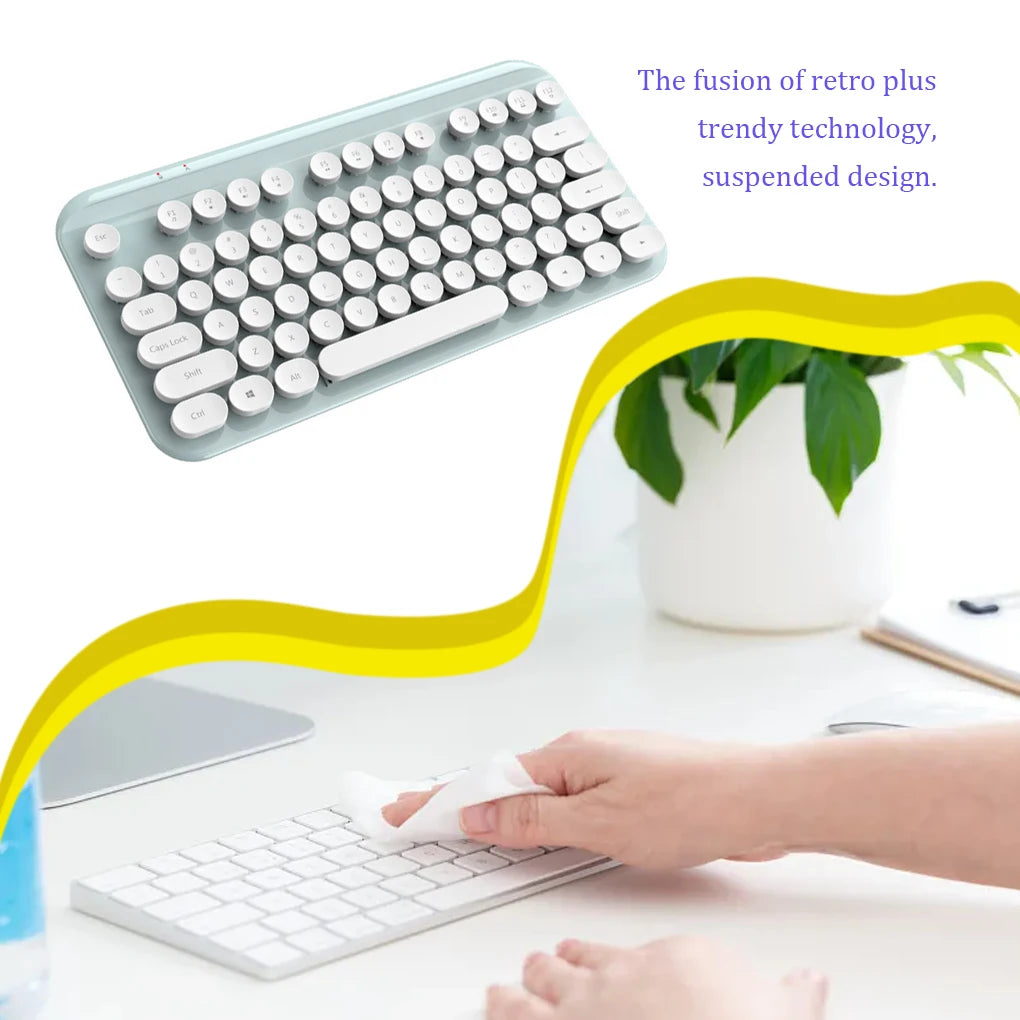Retro wireless keyboard with round keycaps