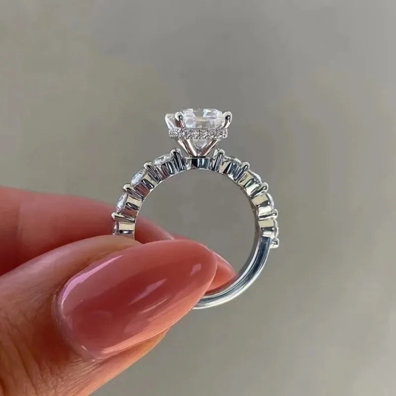 Sparkling Promise Ring with Zircon in Sterling Silver for Women