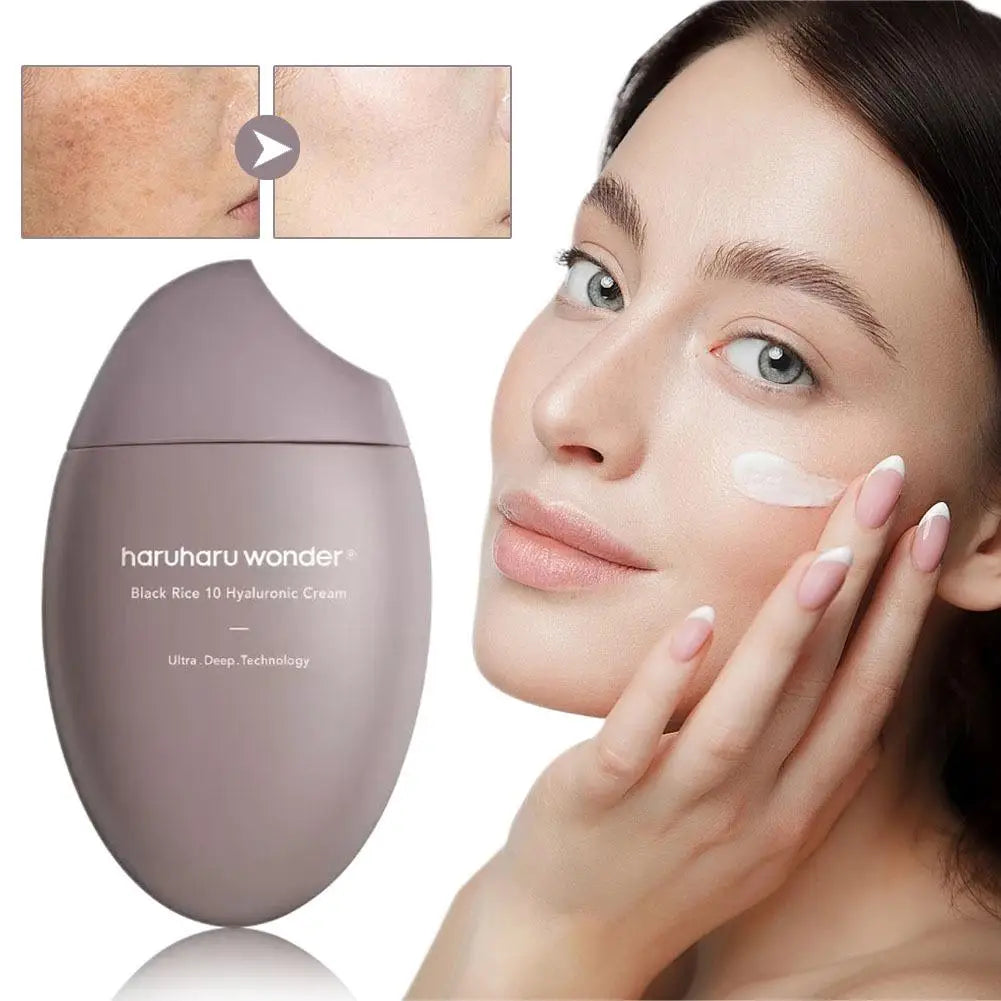 Hydrating Cream With Hyaluronic Acid And Black Rice For Even Tone
