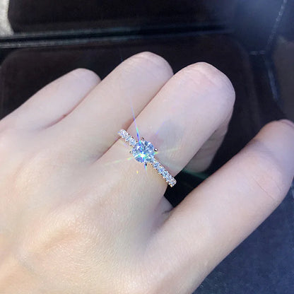 Stylish Ring For Women With Zircon Stones In Sterling Silver 925 Hypoallergenic Fit