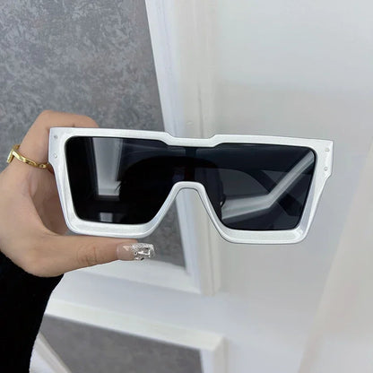 Sunglasses oversized square frames with gradient lenses
