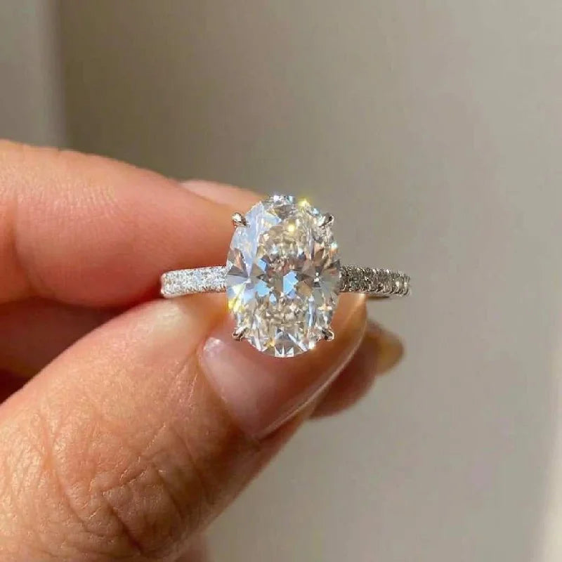 Bright Ring Oval Zircon Center Stone in Sterling Silver for Daily Wear