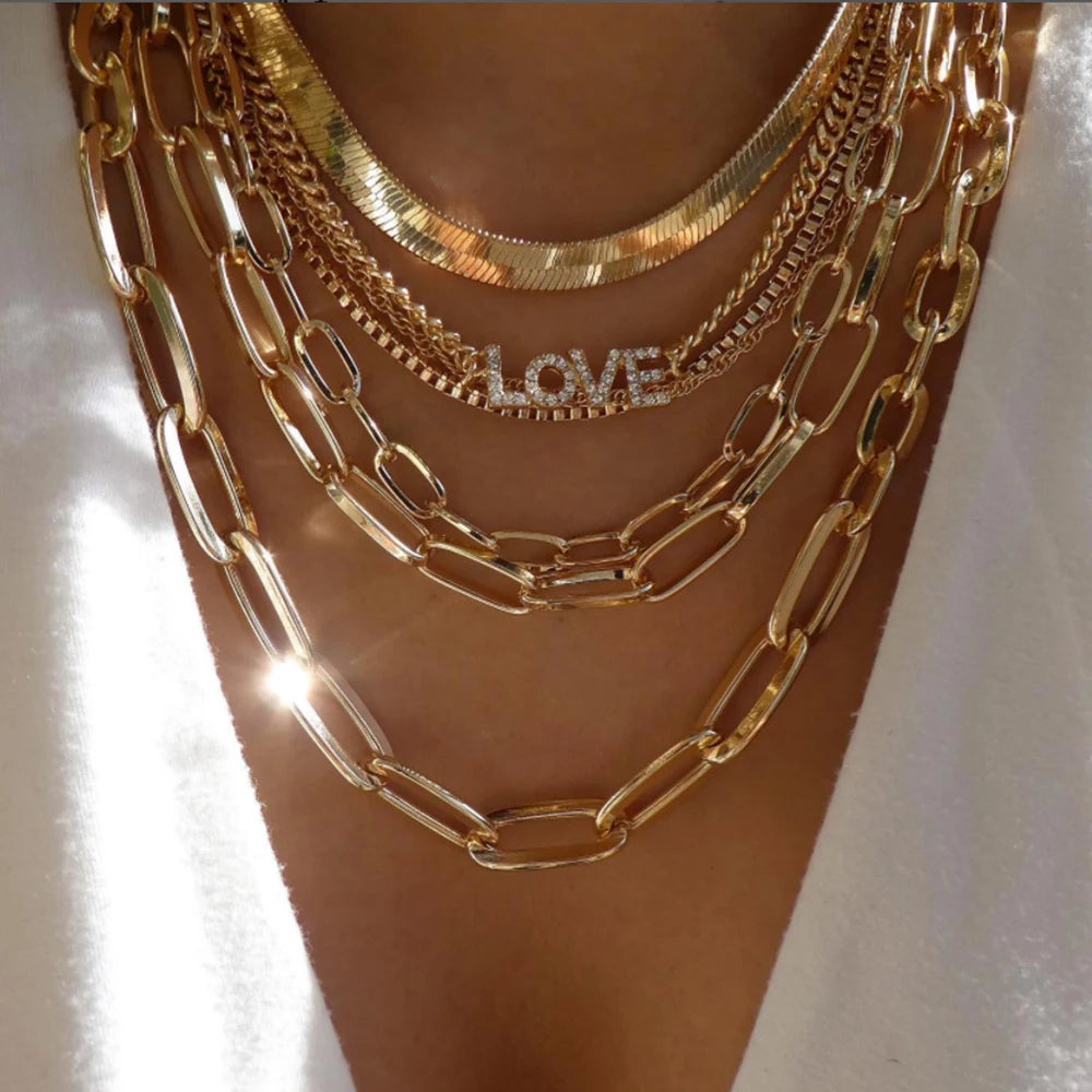 Necklace layered crystal pendant necklace set with rhinestones