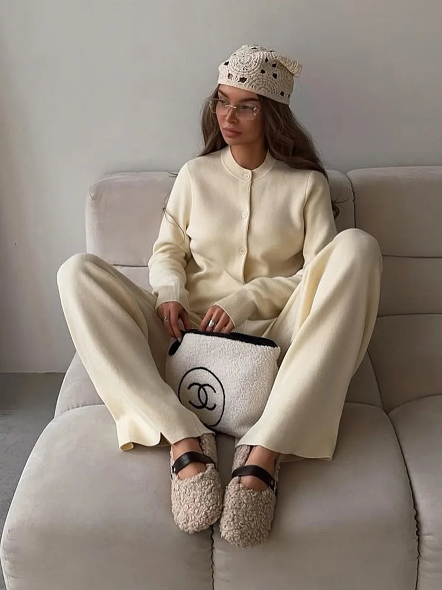 Women’s Knit Cardigan And Pants Set Slim Fit Long Sleeve Winter