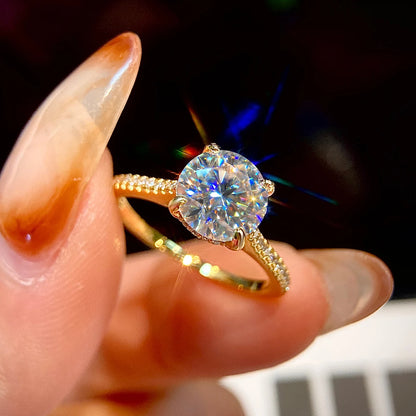 Sparkling Ring with 925 Sterling Silver Setting and Zircon Centerpiece