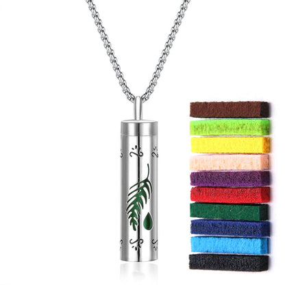 Aromatherapy diffuser necklace with geometric locket pendant
