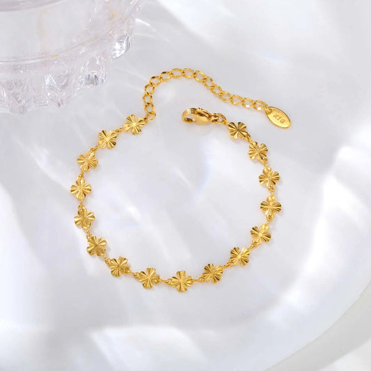 Elegant Four Leaf Clover Bracelet - Gold Plated Stainless Steel Flower Charm Bangle