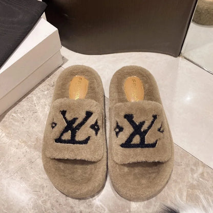 Soft Slippers Indoor with Plush Lining for Ultra Warmth and Durable Rubber Traction